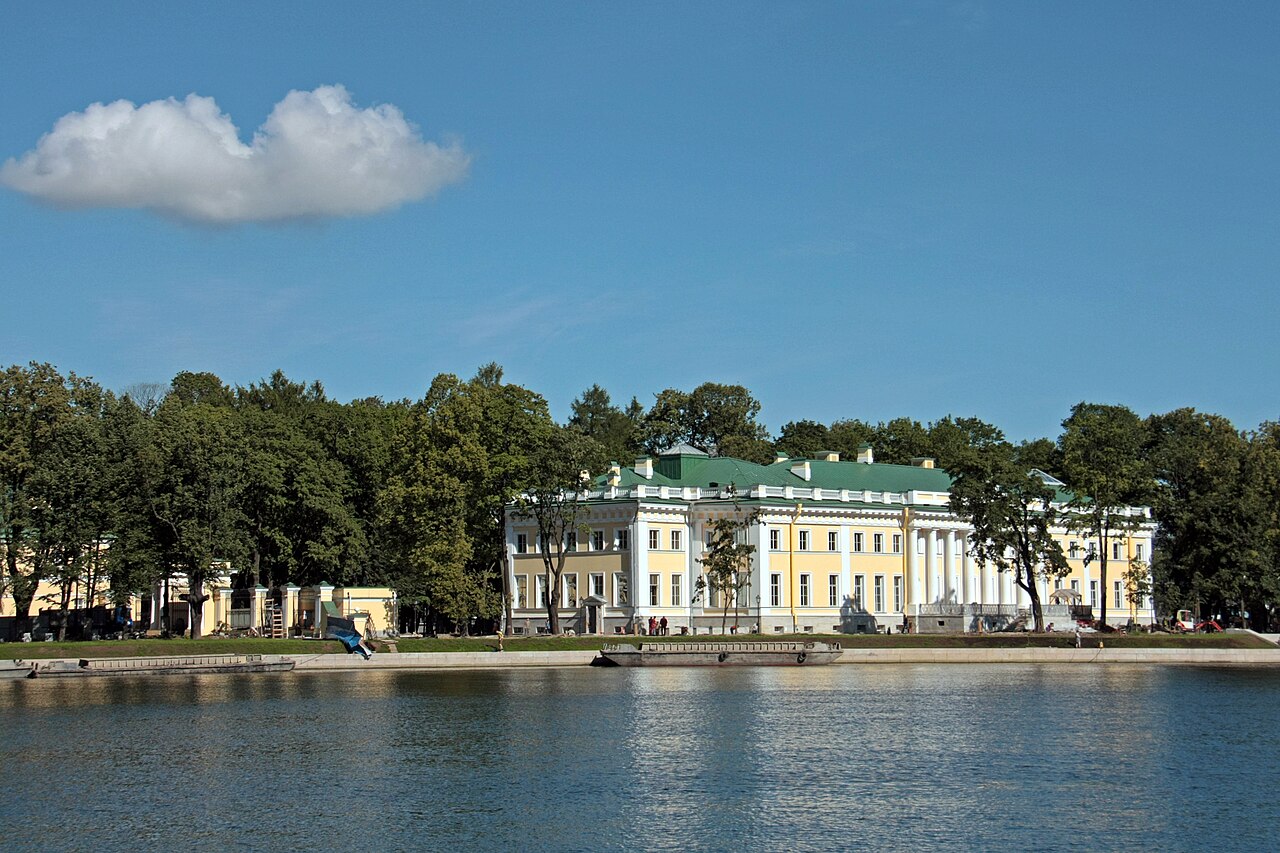 Каменный остров